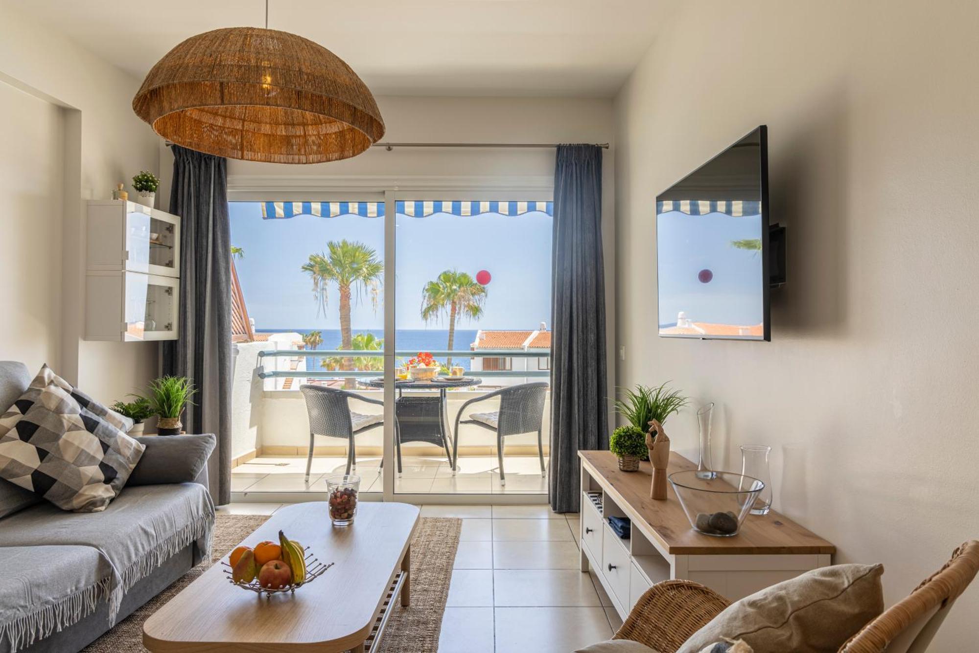 Fabulous Sea View Apartment Адехе Екстериор снимка