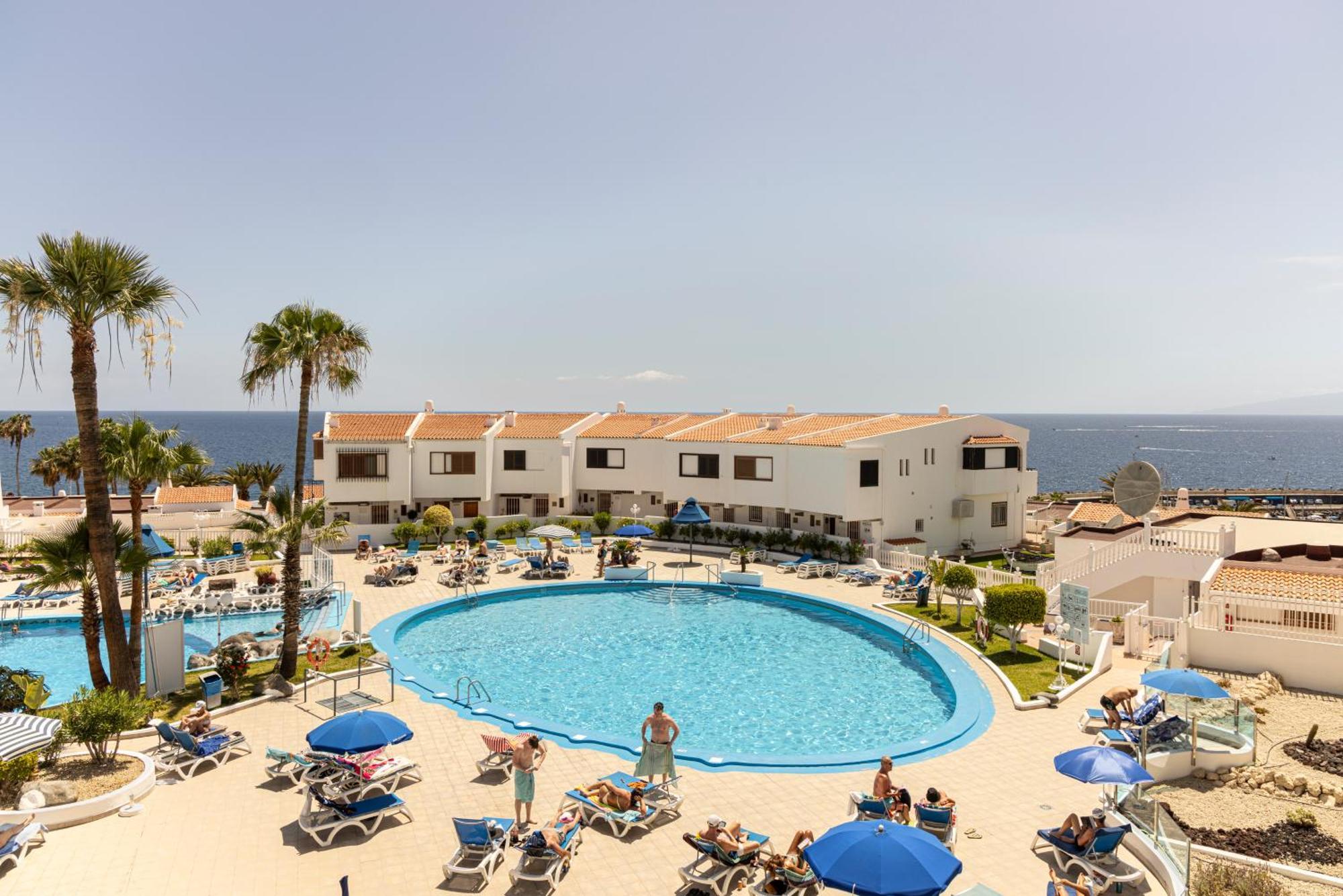 Fabulous Sea View Apartment Адехе Екстериор снимка
